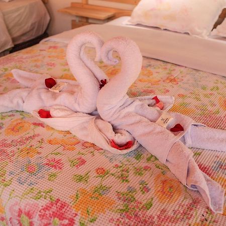Eureka Lodge โอยานไตตามโบ ภายนอก รูปภาพ